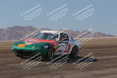 media/Oct-15-2023-Lucky Dog Racing Chuckwalla (Sun) [[f659570f60]]/2nd Stint Bowl/